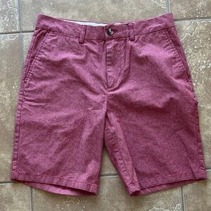 Old Navy Men's Red Slim Shorts - 32